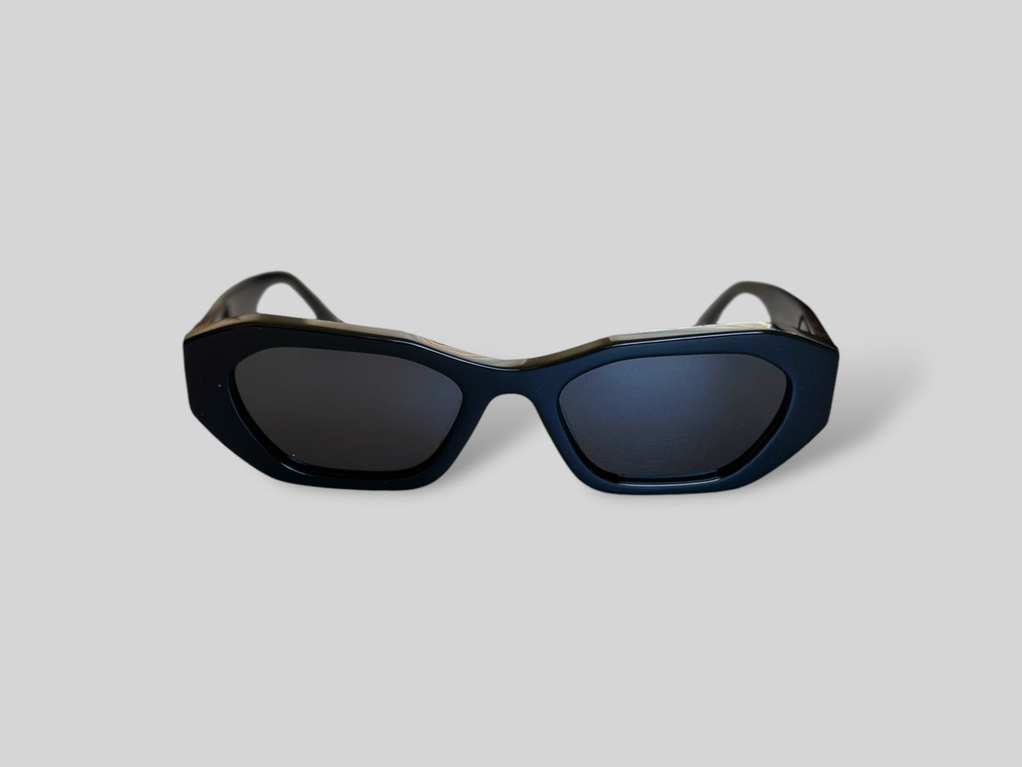Sofia Polarised Acetate Sunglasses Black Front Angle
