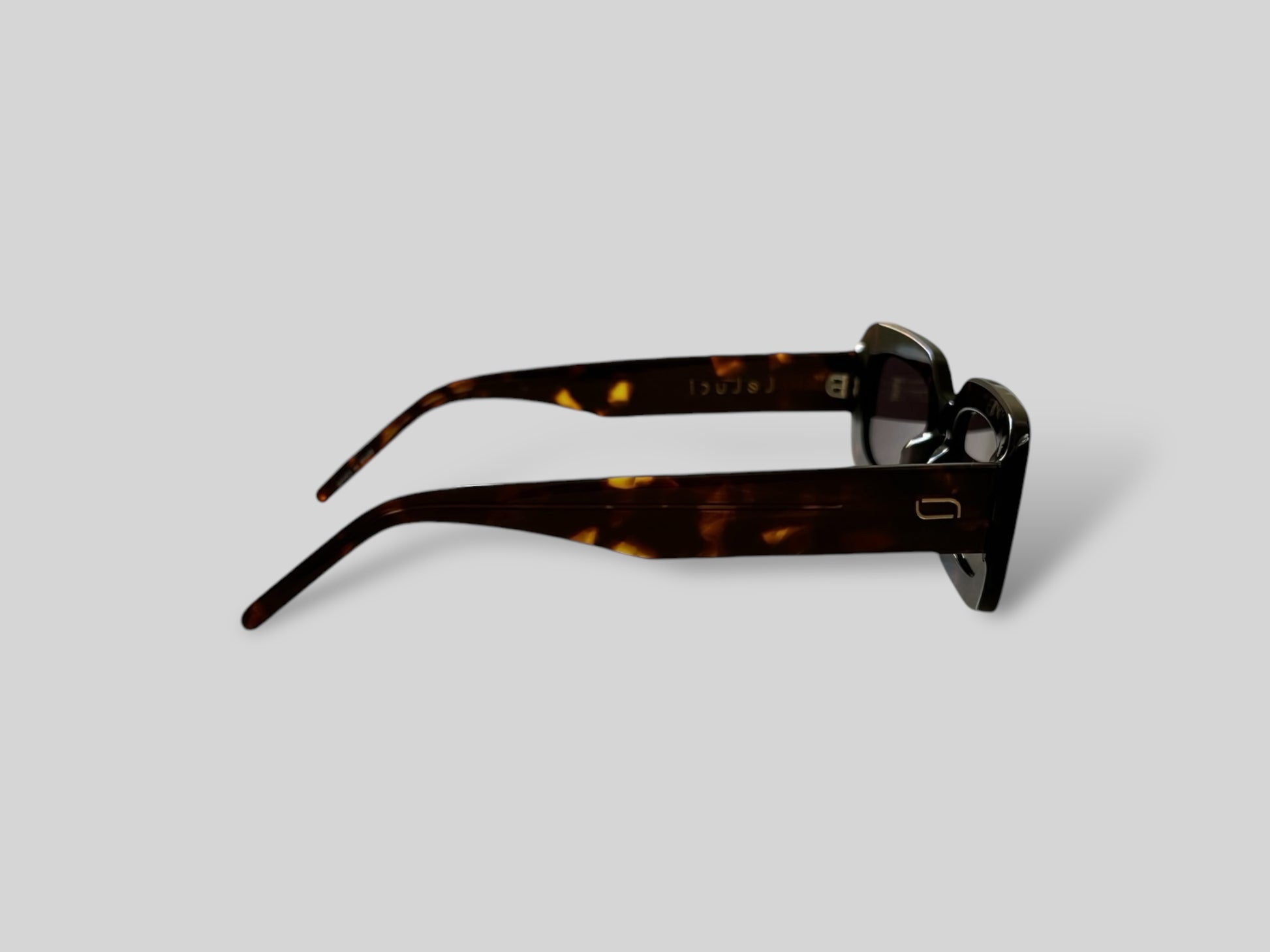 Lydia tortoises shell rectangular acetate sunglasses straight side 